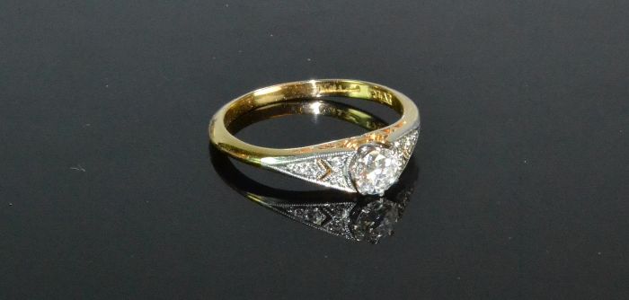 An Antique Diamond Ring