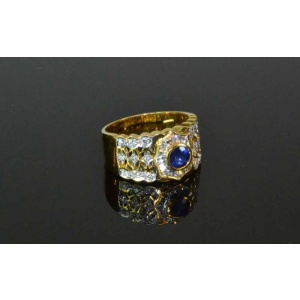 20ct Yellow Gold Sapphire & Diamond Ring