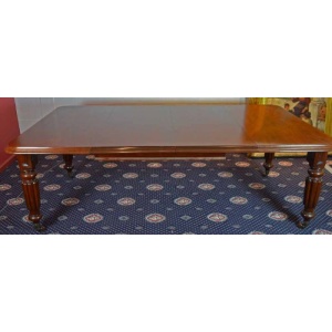 A Victorian Mahogany 8 Seater Extension Dining