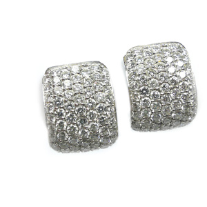 Impressive Diamond Clip Earrings