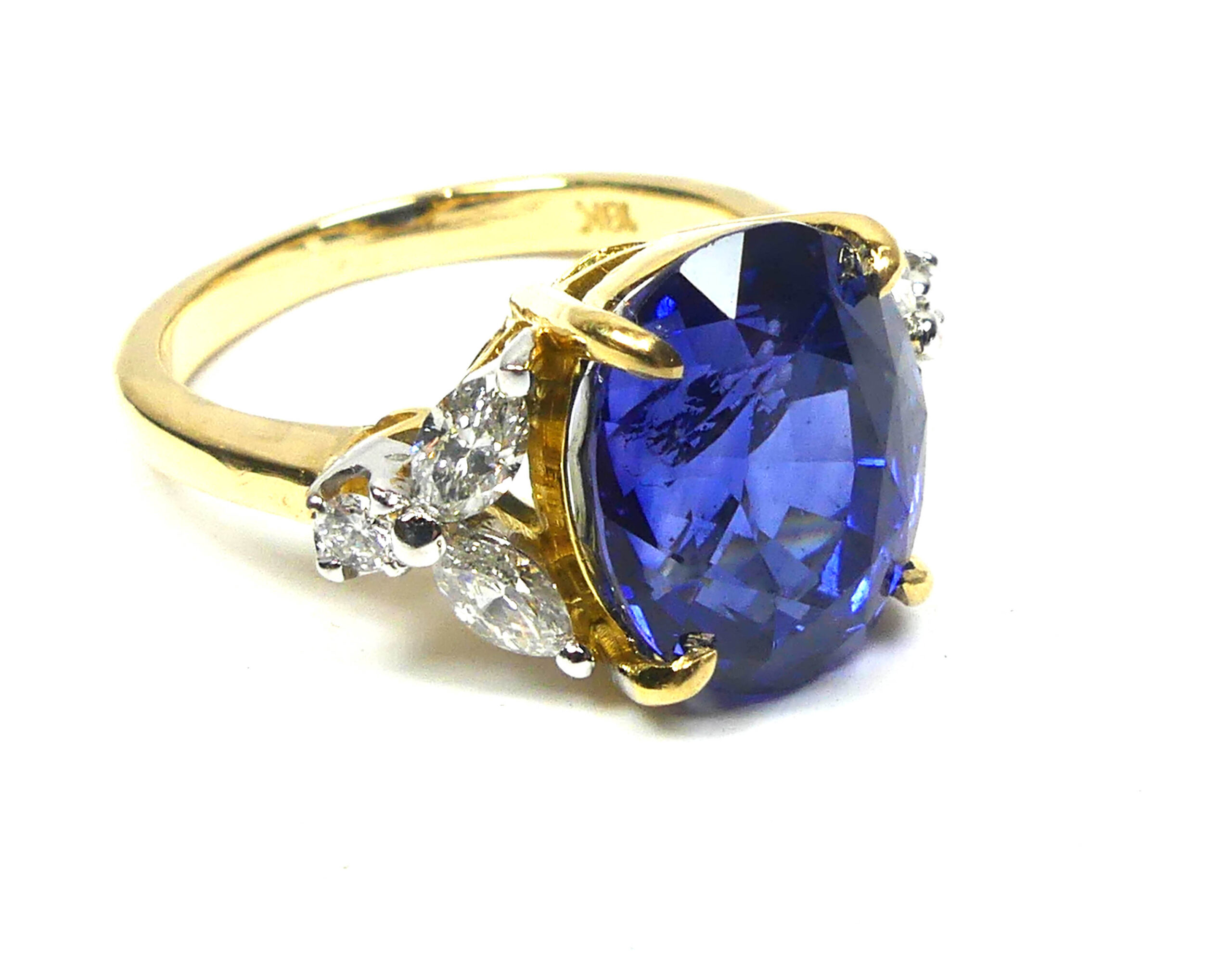 Superb Sapphire Ring